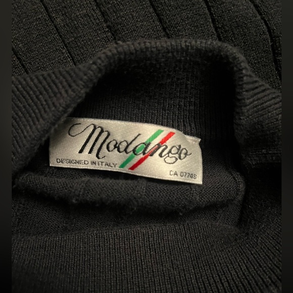 Modango Mens Black Sweater with Texture !! - Picture 2 of 8